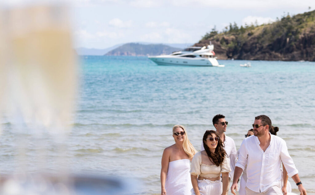alani experience whitsundays beach walk