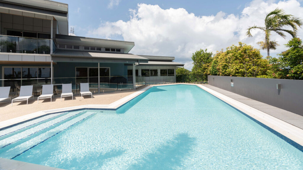 Jasmine House pool and house
